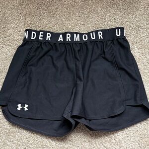 Under Armour Black Women's Athletic Shorts with Logo Waistband